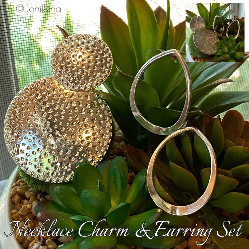 🤍 Silver Necklace Charm & Earrings 🤍